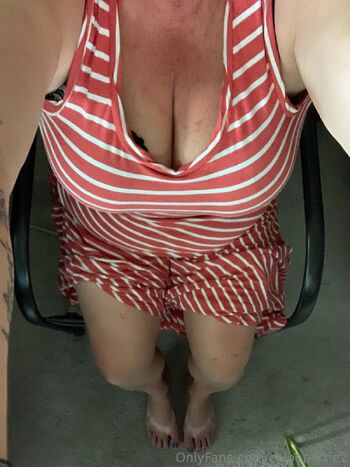 Chlo / chloeperrie2 nude photo #6