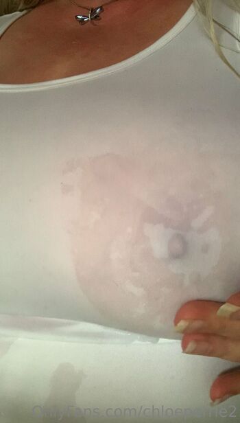 Chlo / chloeperrie2 nude photo #19