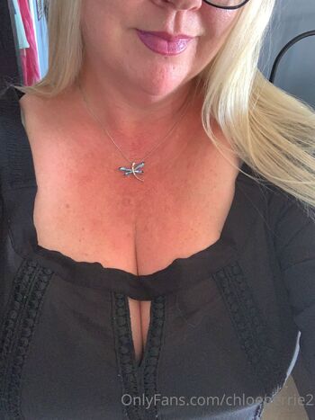 Chlo / chloeperrie2 nude photo #29