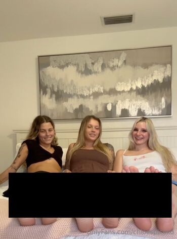 Chloe Spic / chloespicexo nude photo #2