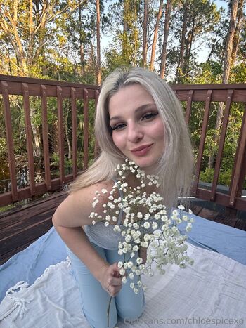 Chloe Spic / chloespicexo nude photo #3