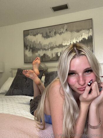 Chloe Spic / chloespicexo nude photo #12