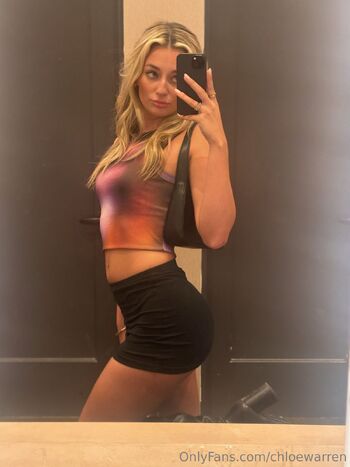 Chloe / chloewarren nude photo #1