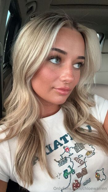 Chloe / chloewarren nude photo #26