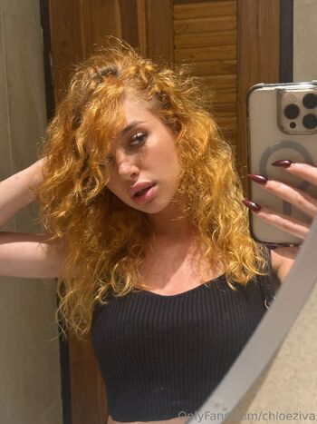 𝐂𝐡𝐥𝐨𝐞 𝐙𝐢𝐯 / chloeziva nude photo #6