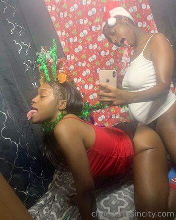 Ms.Garfiel / chocolatesincity nude photo #29