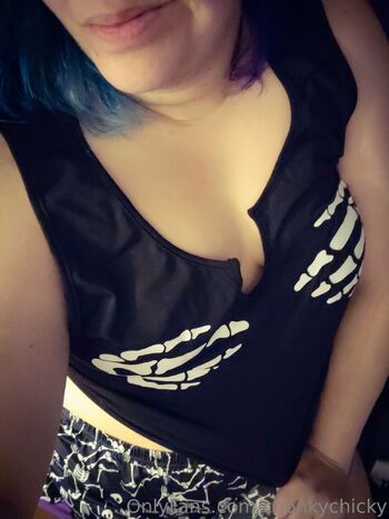 Chonky Chick / chonkychicky nude photo #8