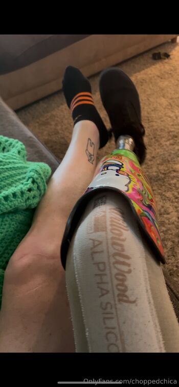 Pipe / choppedchica nude photo #3