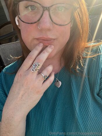 Pipe / choppedchica nude photo #9