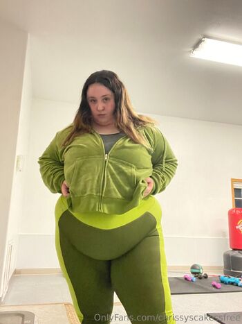 Chriss / chrissysscakessfree nude photo #18