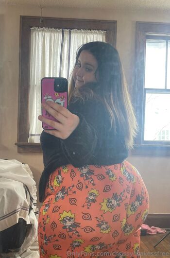 Chriss / chrissysscakessfree nude photo #20