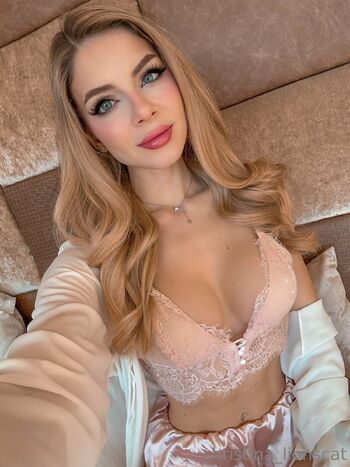 Christina LionsCa / christina_lionscat / christina_lions_cat / clionscat nude photo #3