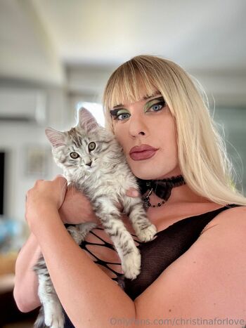 Christina Lov / christinaforlove nude photo #4