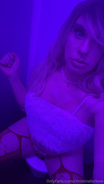 Christina Lov / christinaforlove nude photo #14