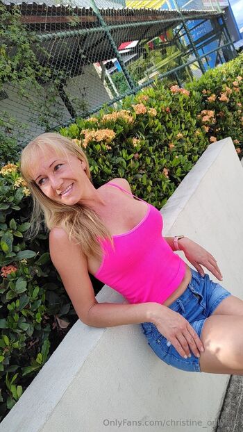 Christine OnlyFans / christine_onlyfan nude photo #22