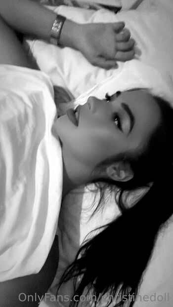 Christine / christinedoll nude photo #19