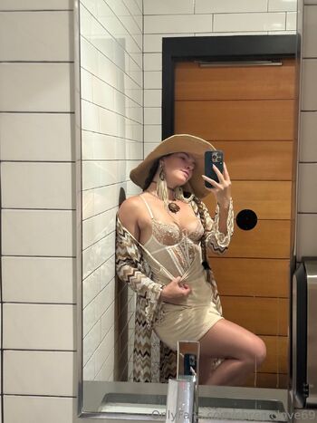 Chroniclov / chroniclove69 / marleyschroniclove nude photo #27