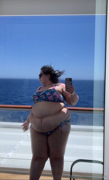 mary / chubbychiquita / chubby_chiquita nude photo #15