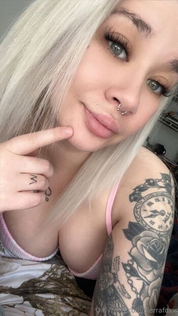 cierra foxx / cierrafoxx nude photo #27