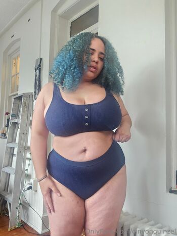 Cin / cinvonquinzel / cin_von_quinzel nude photo #25