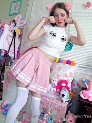 Claire Bear FRE / clairebear_rawrfree nude photo #9