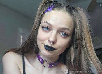 Claire Bear FRE / clairebear_rawrfree nude photo #14