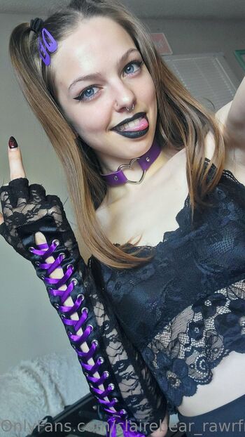 Claire Bear FRE / clairebear_rawrfree nude photo #15