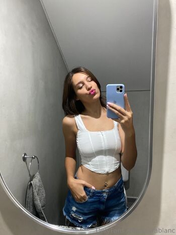 Clara Blanc / clarablanc / clarablanc.tq / blancxclara nude photo #18