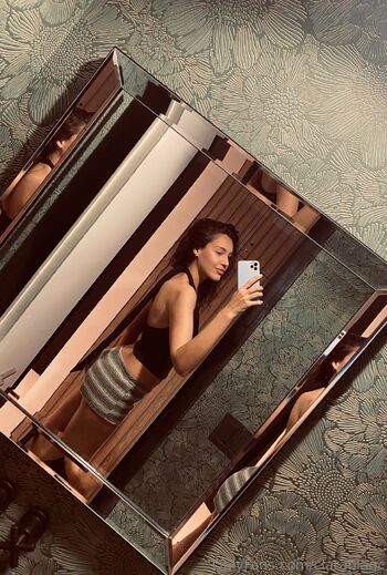 Clara Blanc / clarablanc / clarablanc.tq / blancxclara nude photo #33