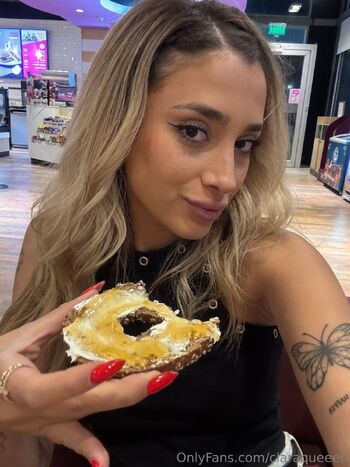 Clar / claraqueeen nude photo #12