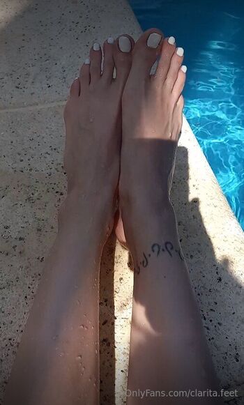 Clarita / clarita.feet / clarita.feet2 nude photo #24