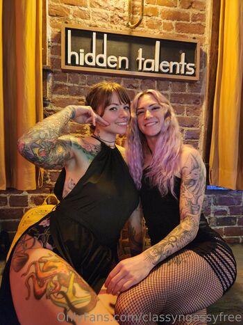 Classy n Gassy Fre / classyngassyfree nude photo #23