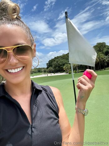 CLIQUEBAITT / cliquebaittvx / cliquebaittvclips / cliquebaittv nude photo #7