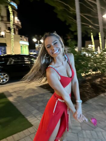 CLIQUEBAITT / cliquebaittvx / cliquebaittvclips / cliquebaittv nude photo #15