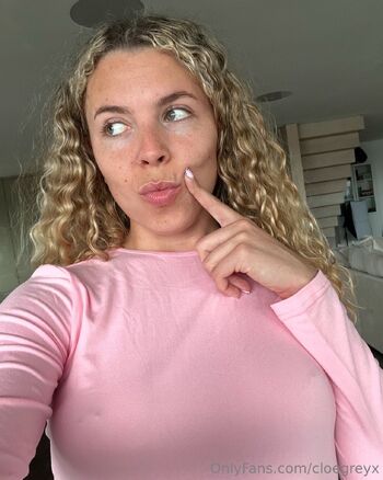 FREE PAGE / cloegreyx nude photo #32