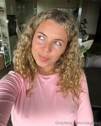 FREE PAGE / cloegreyx nude photo #38