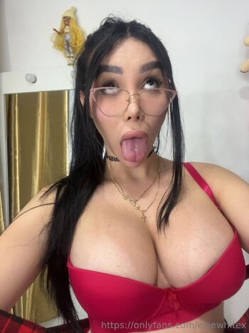 Cloe White (TRANS / cloewhitex nude photo #15