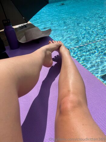 Cloudkitte / cloudkitten369 nude photo #3