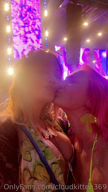 Cloudkitte / cloudkitten369 nude photo #19