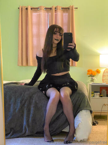 Clover Paig / cloverpaigefree / itscloverpaige / clover_paige / cloverpaige nude photo #5