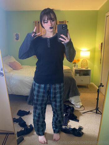 Clover Paig / cloverpaigefree / itscloverpaige / clover_paige / cloverpaige nude photo #7