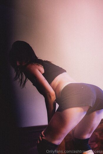 kyli / clownprincesskylie nude photo #11