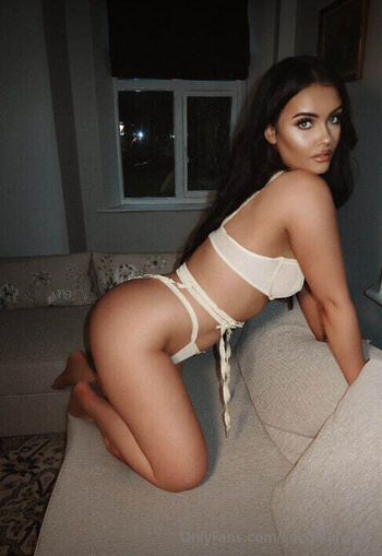 Coco / cocobainsvip nude photo #32