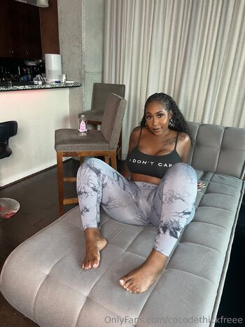Coco de thick / cocodethickfreee nude photo #6