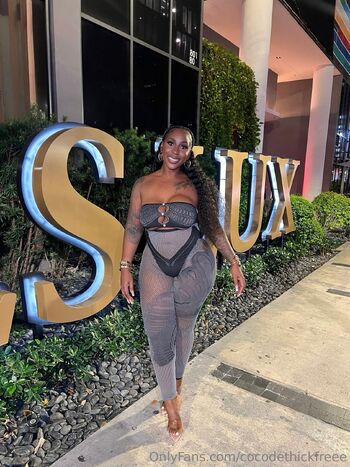 Coco de thick / cocodethickfreee nude photo #8