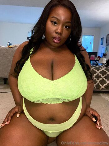 Coc / cocoglow nude photo #11