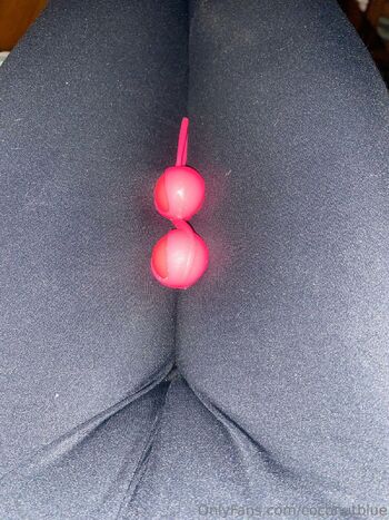 Coconutblu / coconutblue nude photo #11