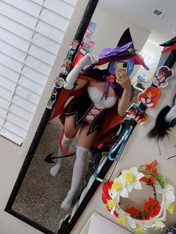 Col / colechyv2 / colechycos nude photo #11