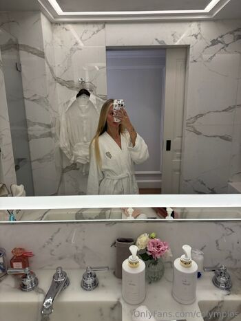 Corinne Olympio / colympios nude photo #6