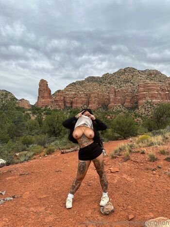 Connie Perigno / connperignon nude photo #30